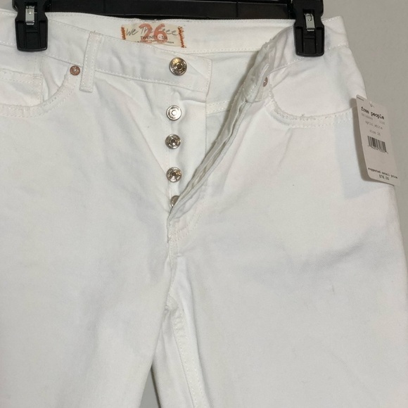 NWT Free People We the Free Maggie Mid Rise Ripped Straight Leg Jeans size 26 - Picture 7 of 14